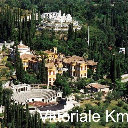 Al Numero 13 - Zona Clinica Pederzoli Peschiera del Garda Exterior foto