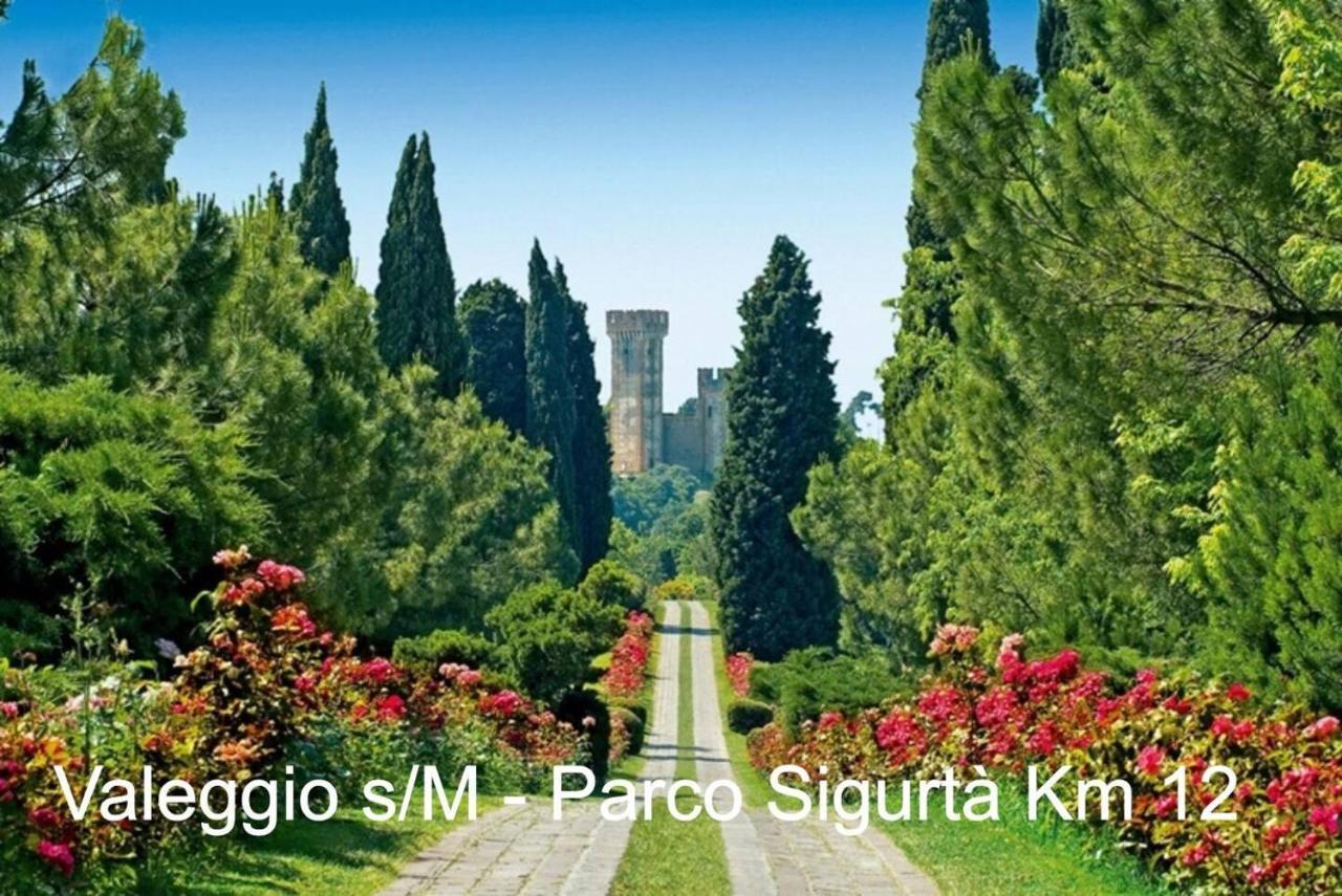 Al Numero 13 - Zona Clinica Pederzoli Peschiera del Garda Exterior foto