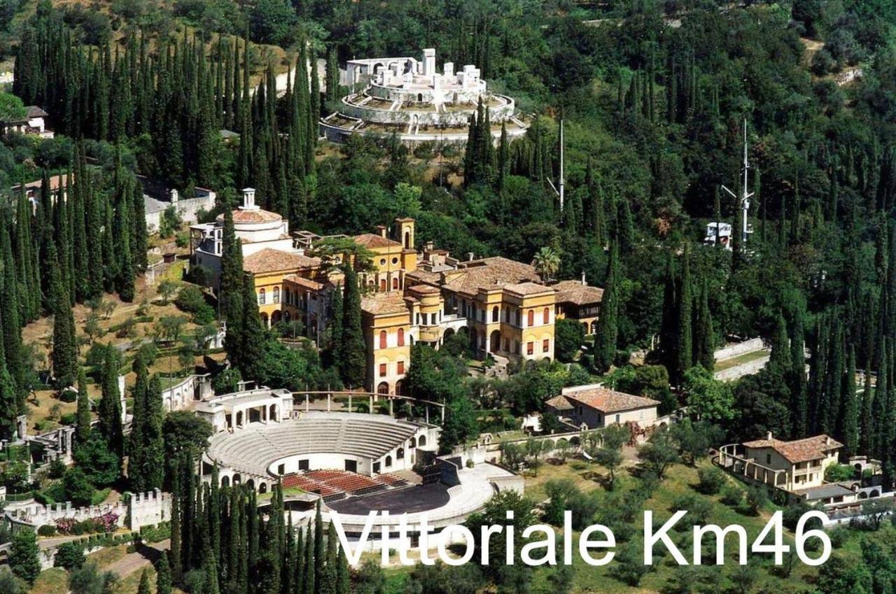 Al Numero 13 - Zona Clinica Pederzoli Peschiera del Garda Exterior foto