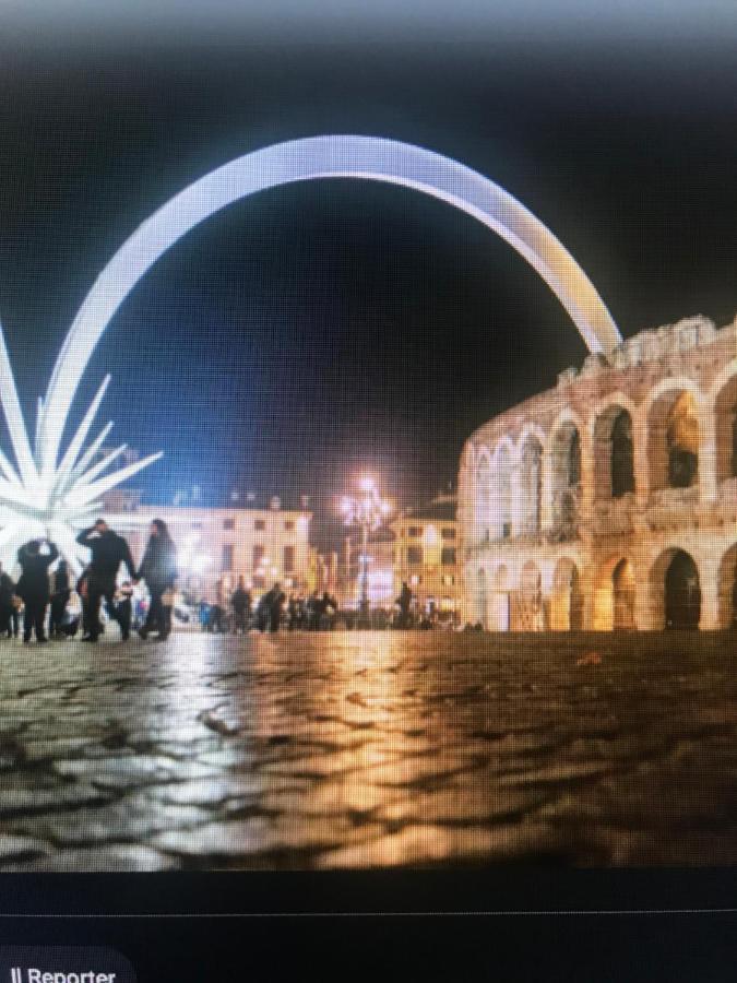 Al Numero 13 - Zona Clinica Pederzoli Peschiera del Garda Exterior foto